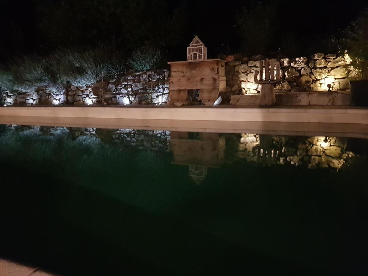 Le Jardin Des Selves Bed and Breakfast Draguignan Exteriör bild